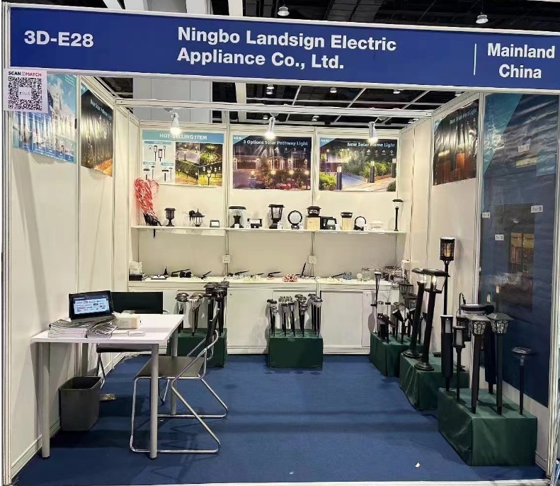 Nasa Hong Kong International Lighting Fair kami ngayon, maligayang pagdating sa pagbisita sa amin sa 3D-E28